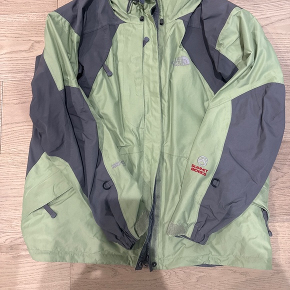 North Face Woman’s Large Summit Series - Picture 1 of 2